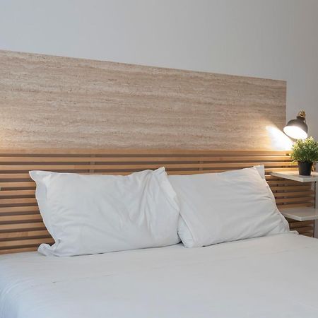 Renovated Apartment Close To Central Station Ponte Seveso 42 Milaan Buitenkant foto